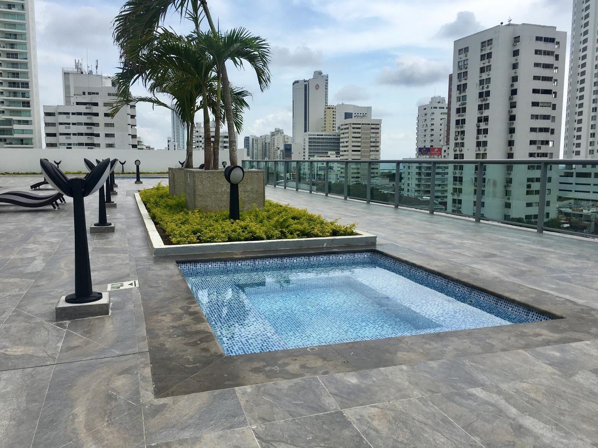 Luxury Infinitum Apartment Cartagena ภายนอก รูปภาพ